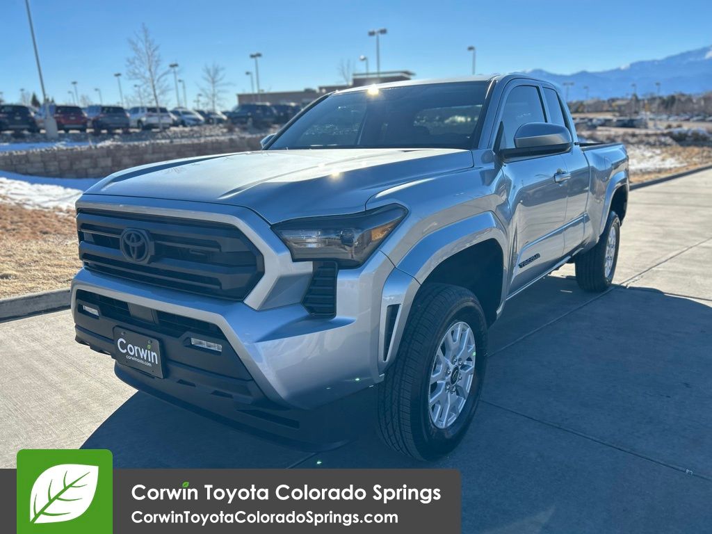 2026 Toyota Tacoma SR5 4x4 XtraCab photo 2