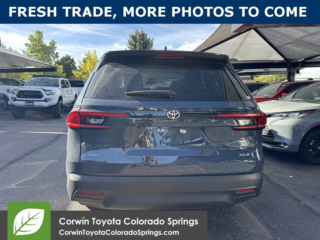 2025 Toyota Grand Highlander XLE photo 4