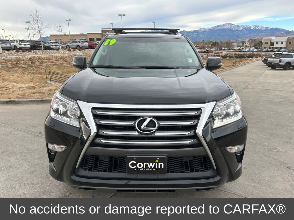 2019 Lexus GX 460 Base photo 2