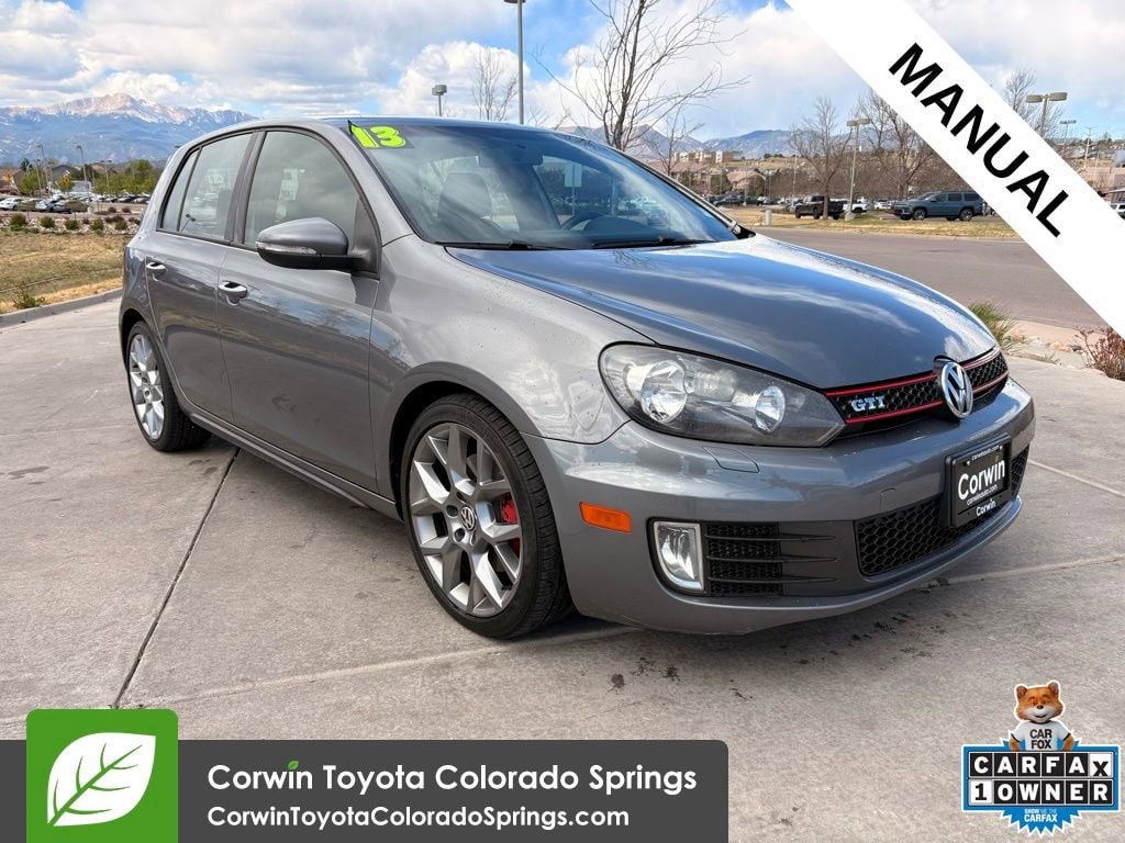 2013 Volkswagen Golf GTI Driver's Edition's photo