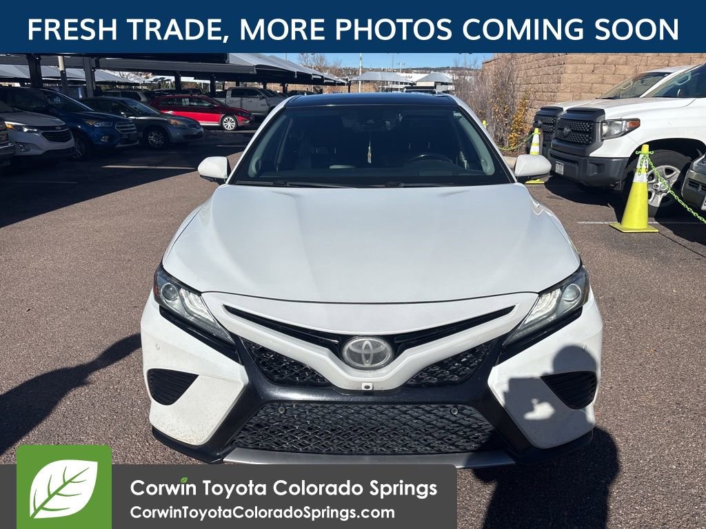 2018 Toyota Camry XSE photo 2