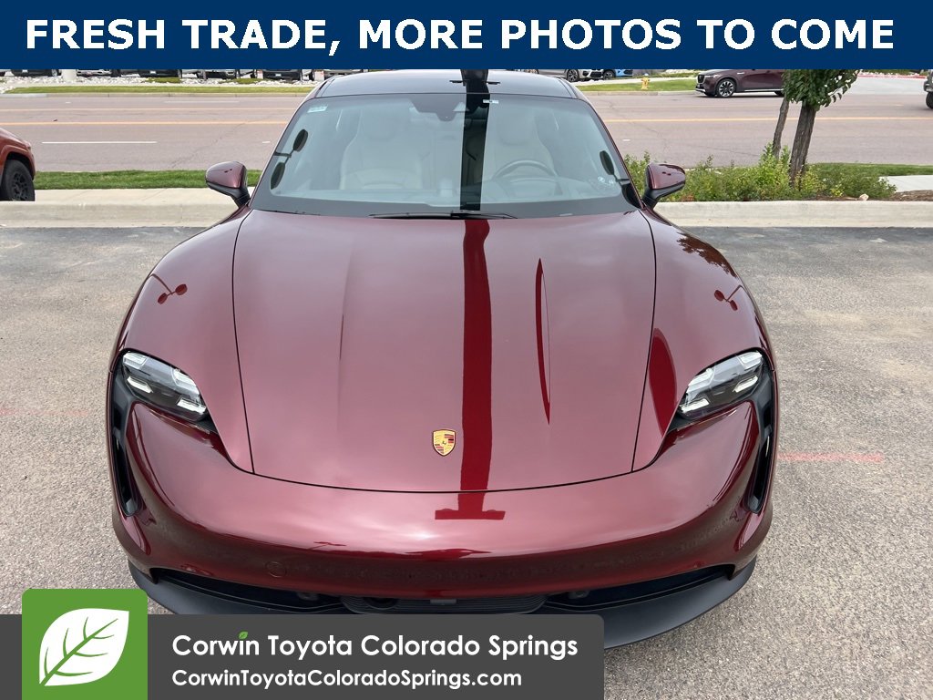 2023 Porsche Taycan photo 2