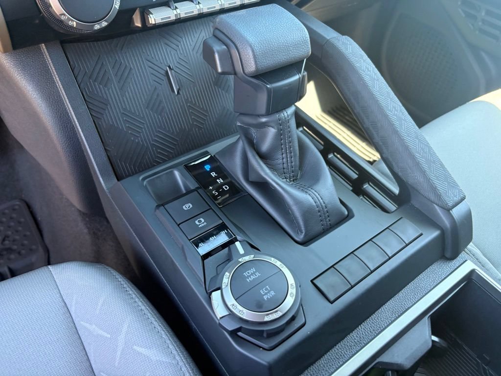2026 Toyota Tacoma SR5 - Photo 19
