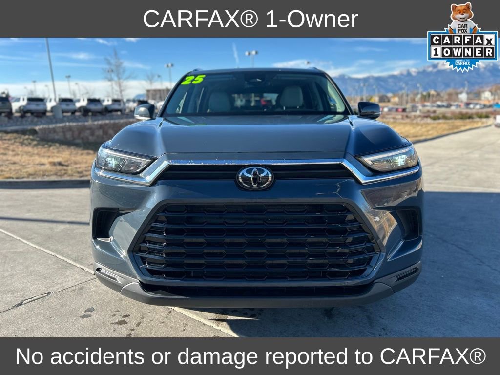 2025 Toyota Grand Highlander XLE photo 2