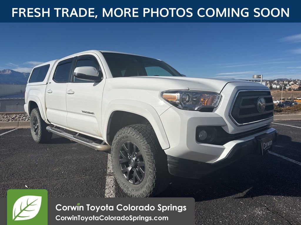 2021 Toyota Tacoma SR5's photo