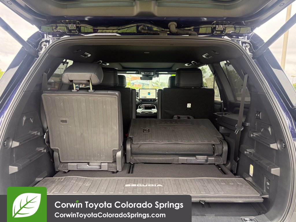 2026 Toyota Sequoia Platinum - Photo 24