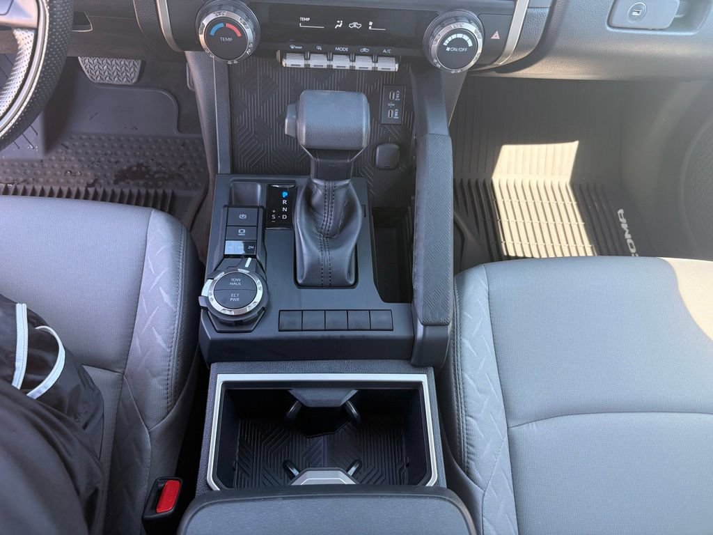 2026 Toyota Tacoma SR5 - Photo 20