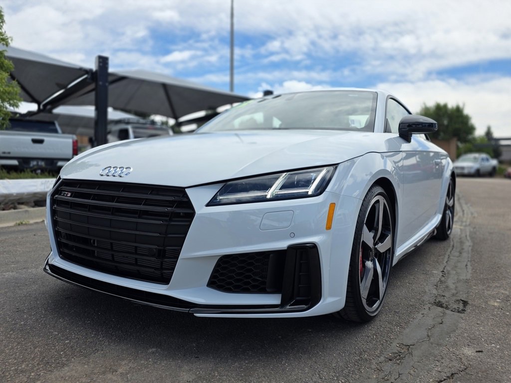 2023 Audi TTS photo 3