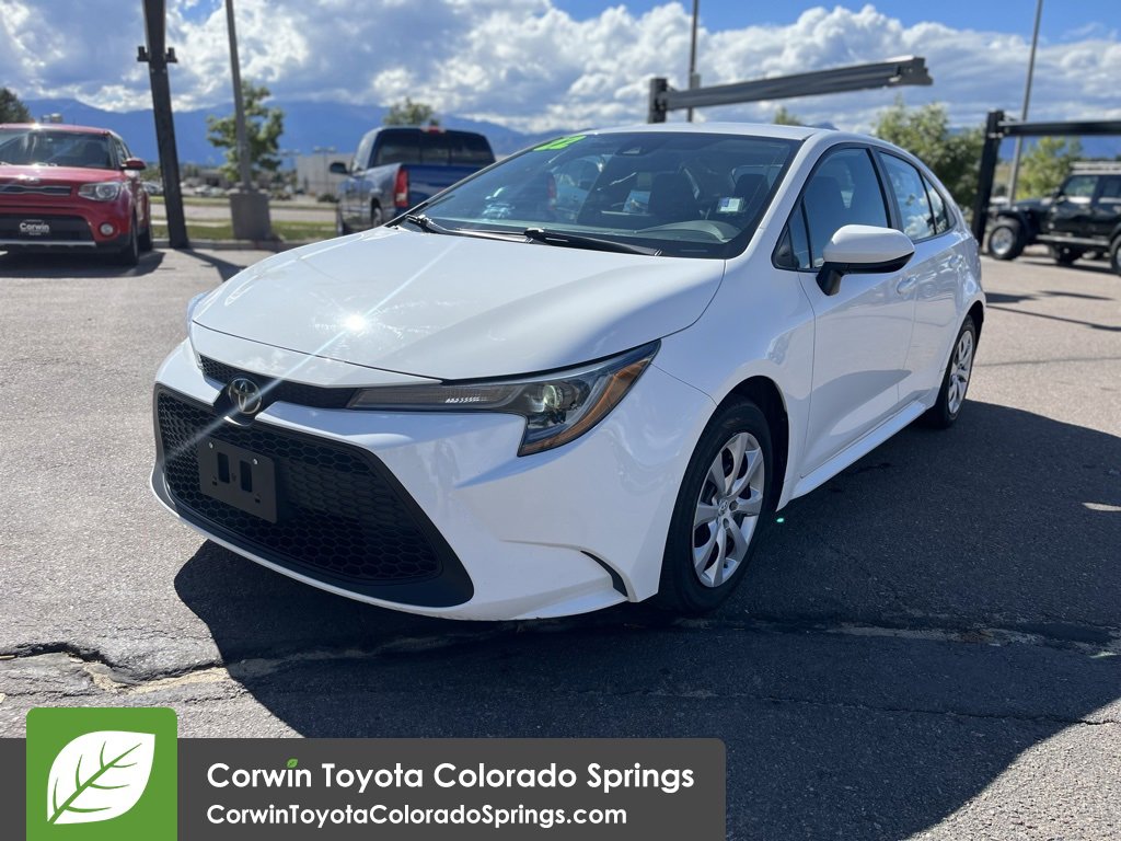 2022 Toyota Corolla LE photo 3