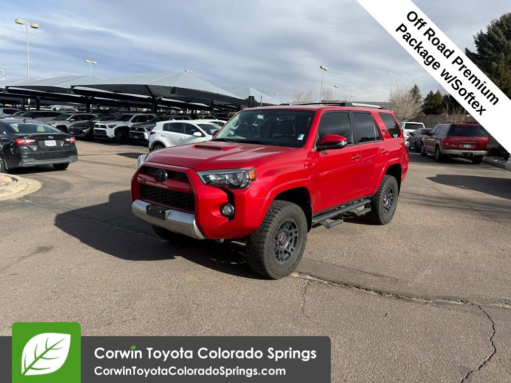 2018 Toyota 4Runner Off-Road Premium's photo