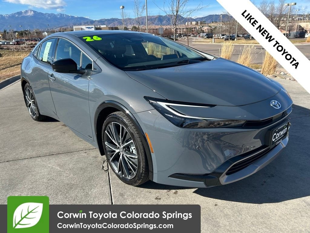 2026 Toyota Prius XLE's photo