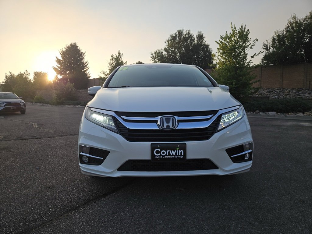 2018 Honda Odyssey Elite photo 2