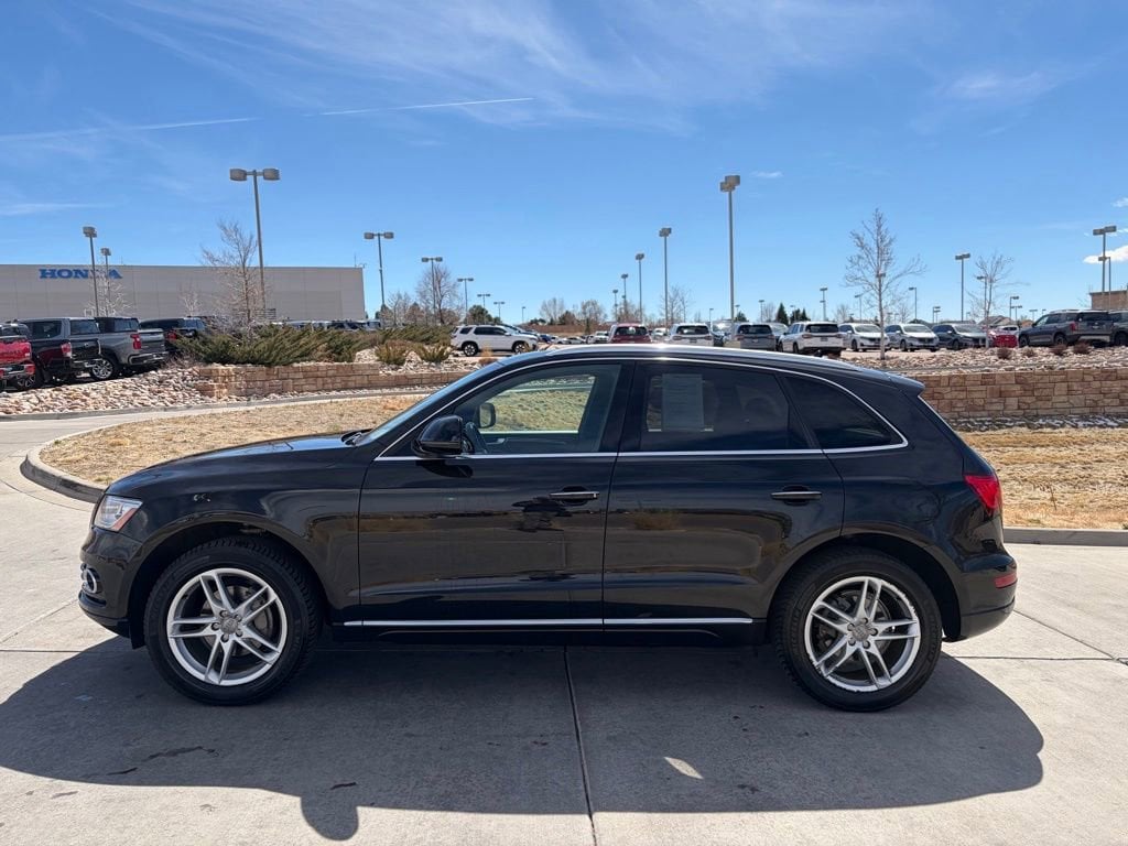 2017 Audi Q5 2.0T Premium Plus photo 2
