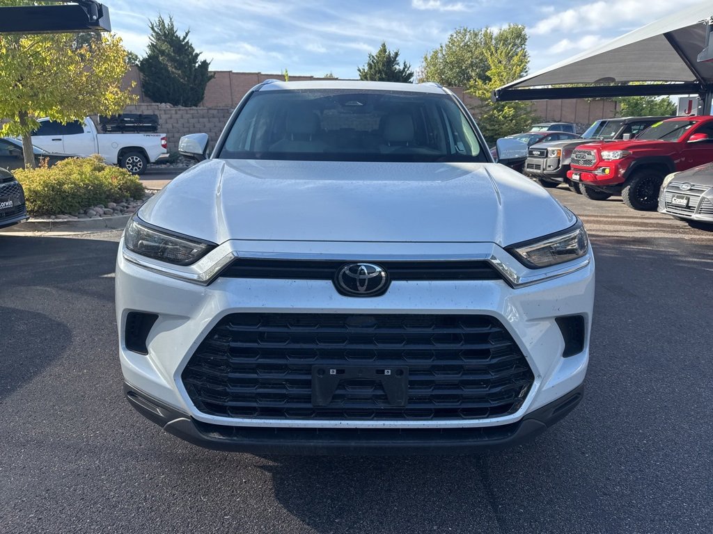 2025 Toyota Grand Highlander XLE photo 2