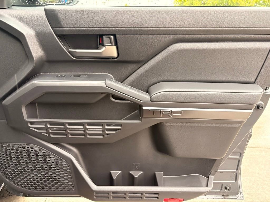 2025 Toyota Tacoma TRD Off Road - Photo 29