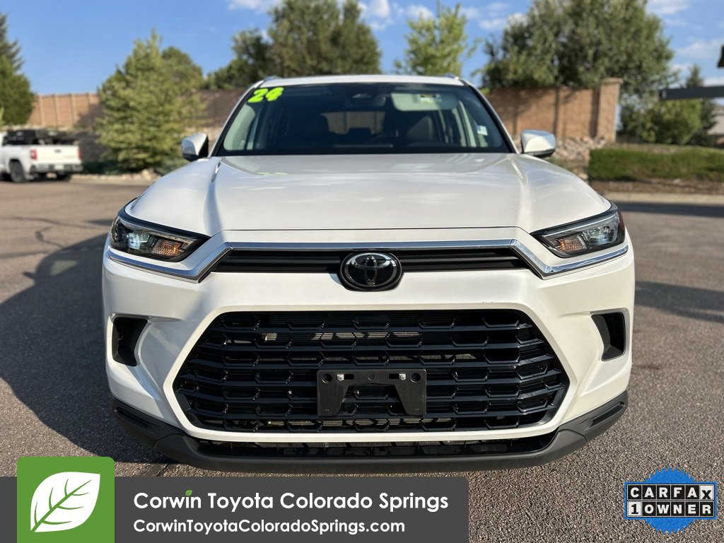 2024 Toyota Grand Highlander XLE photo 2