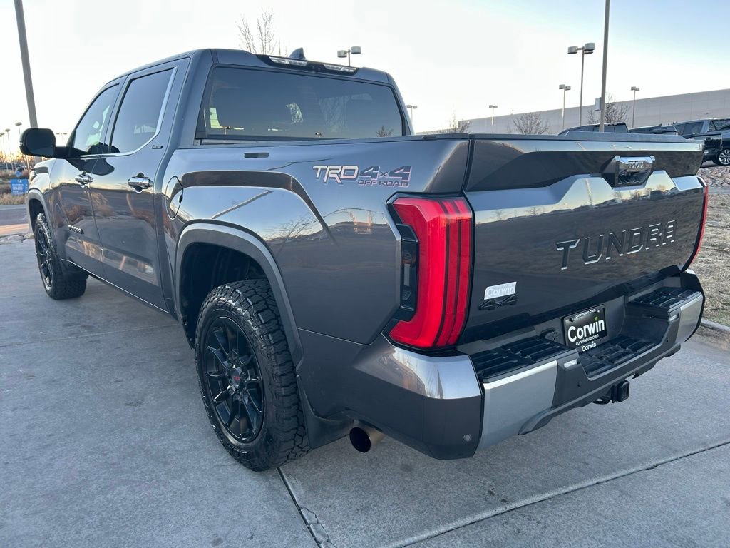 2022 Toyota Tundra CrewMax Limited photo 4