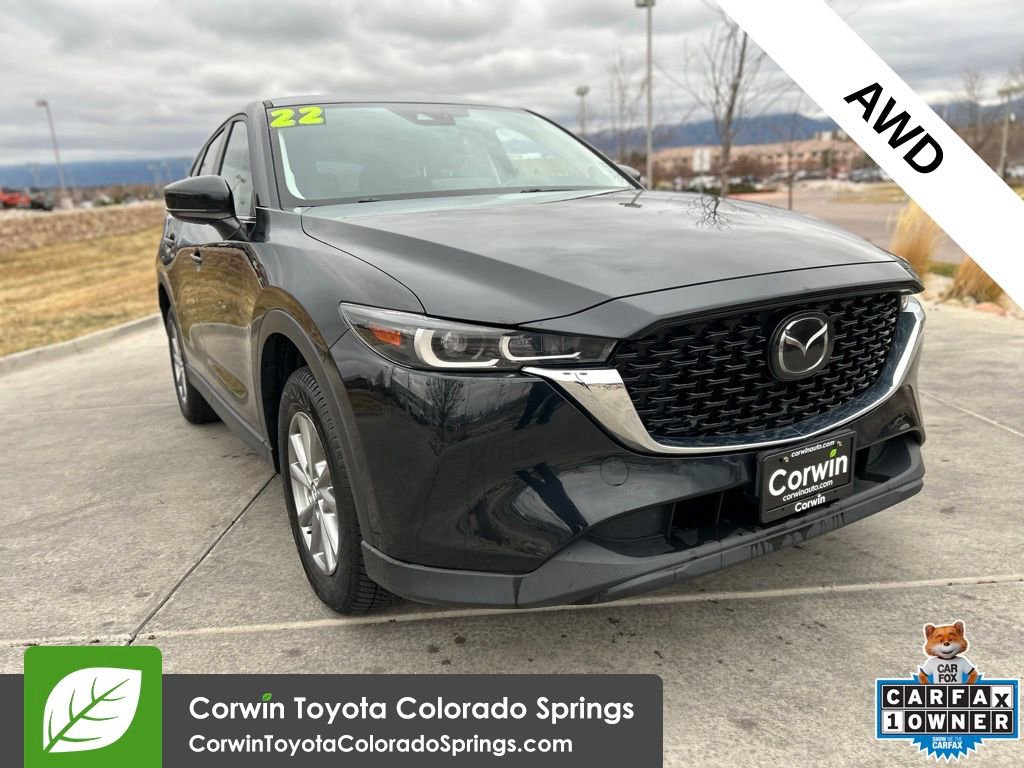2022 Mazda CX-5 S Preferred package's photo