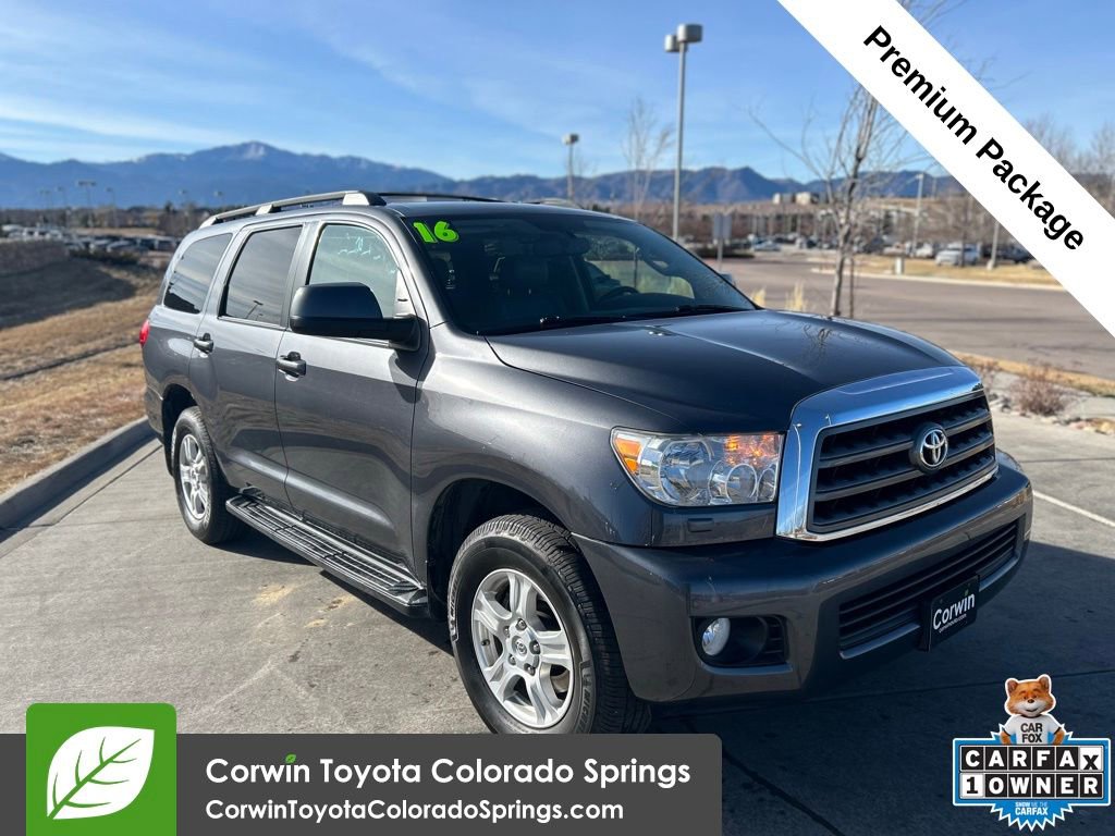 2016 Toyota Sequoia SR5's photo