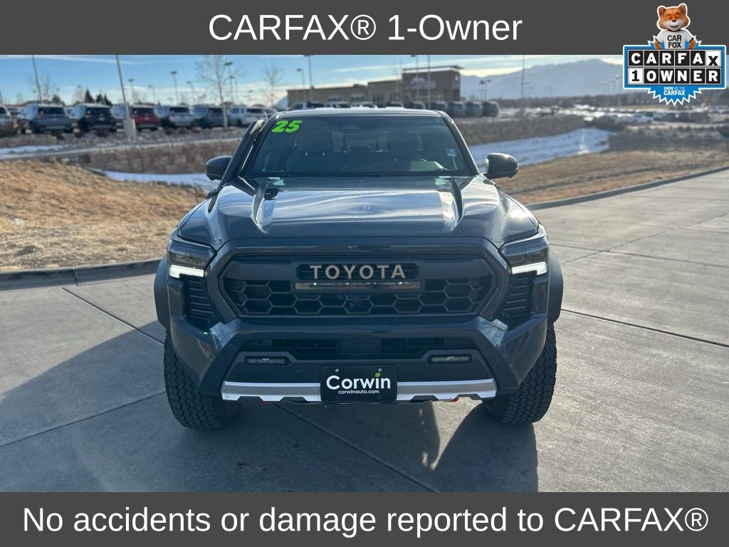 2025 Toyota Tacoma Trailhunter photo 3
