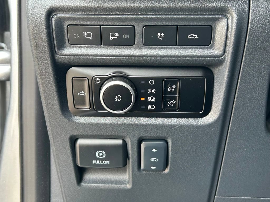 2024 Ford F-150 Platinum - Photo 14
