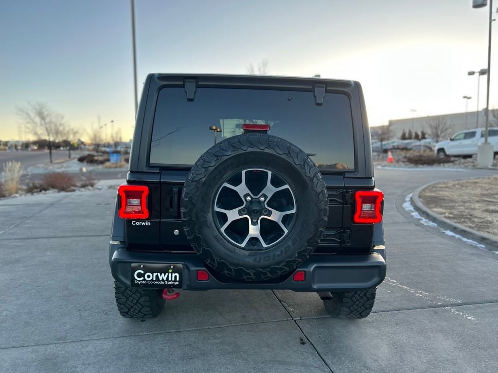 2019 Jeep Wrangler Unlimited Rubicon photo 2