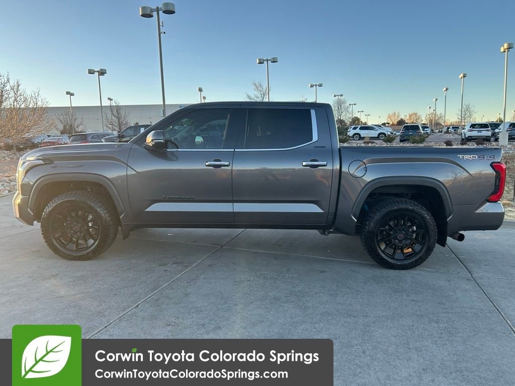 2022 Toyota Tundra CrewMax Limited photo 3