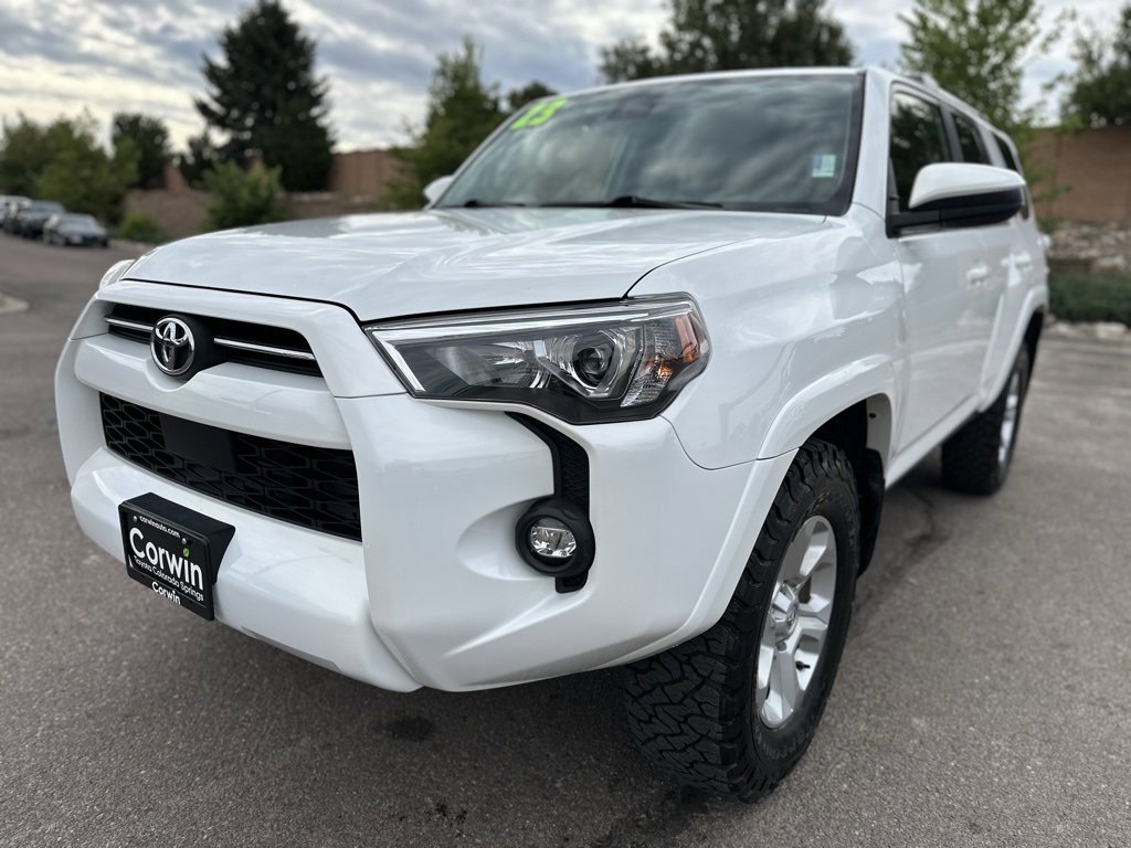2023 Toyota 4Runner SR5 photo 3