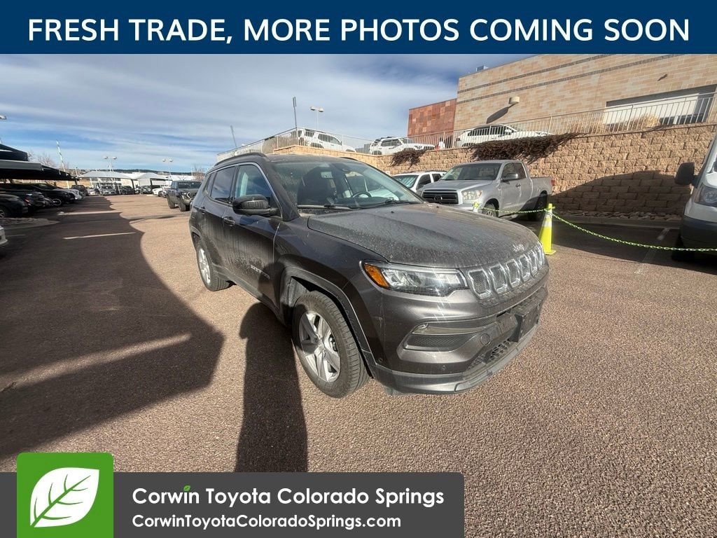 2022 Jeep Compass Latitude's photo