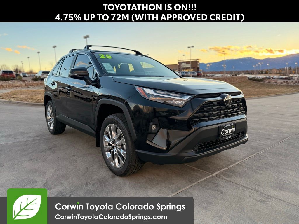 2025 Toyota RAV4 XLE Premium's photo