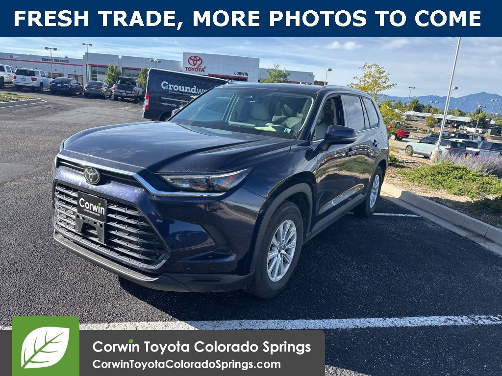 2025 Toyota Grand Highlander XLE photo 2