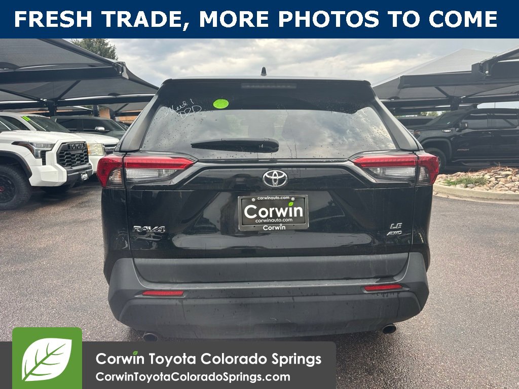 2024 Toyota RAV4 LE photo 4