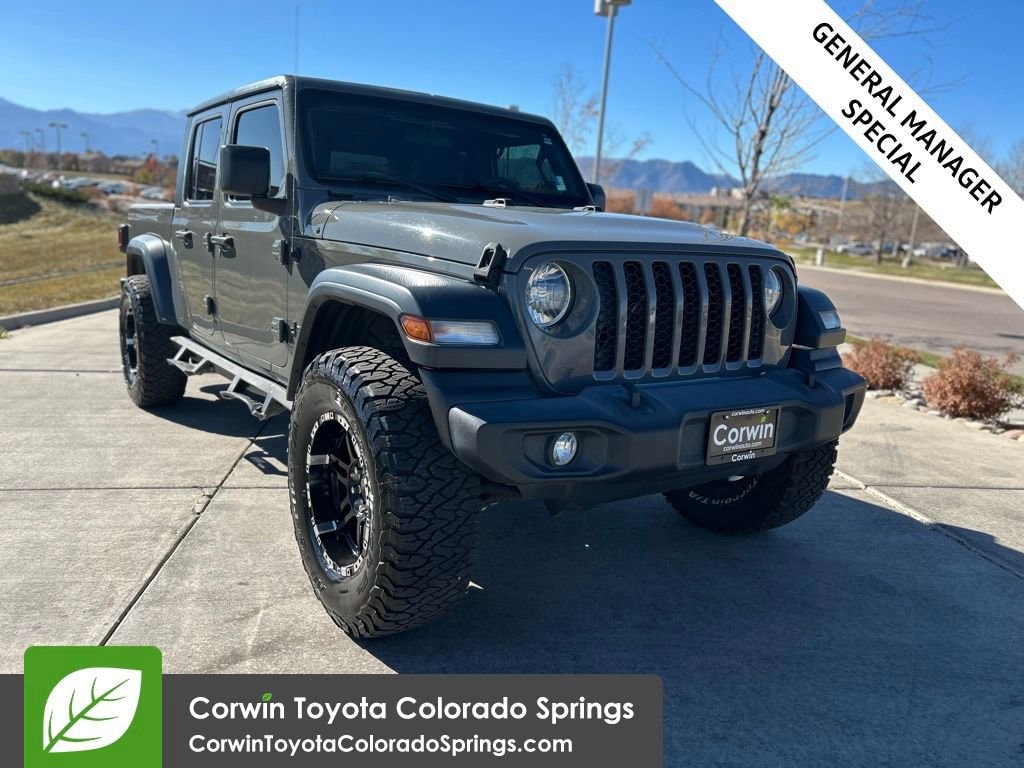 2020 Jeep Gladiator Sport S's photo