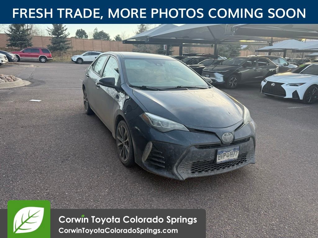 2018 Toyota Corolla SE's photo