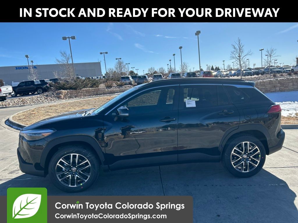 2026 Toyota Corolla Cross XLE photo 2