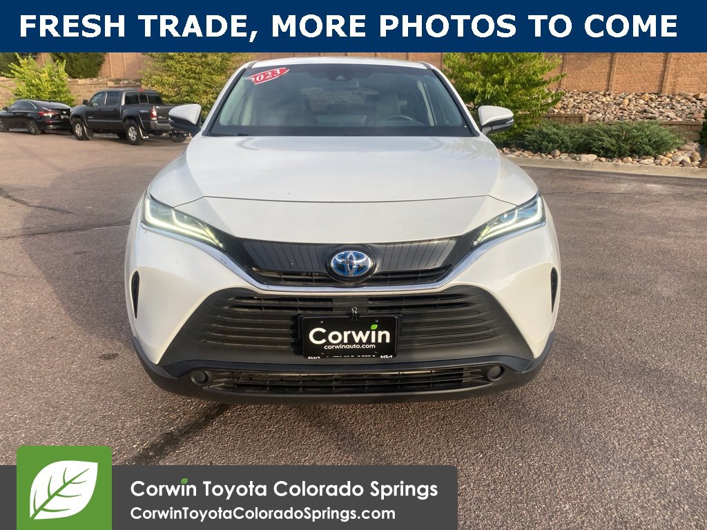 2023 Toyota Venza LE photo 2