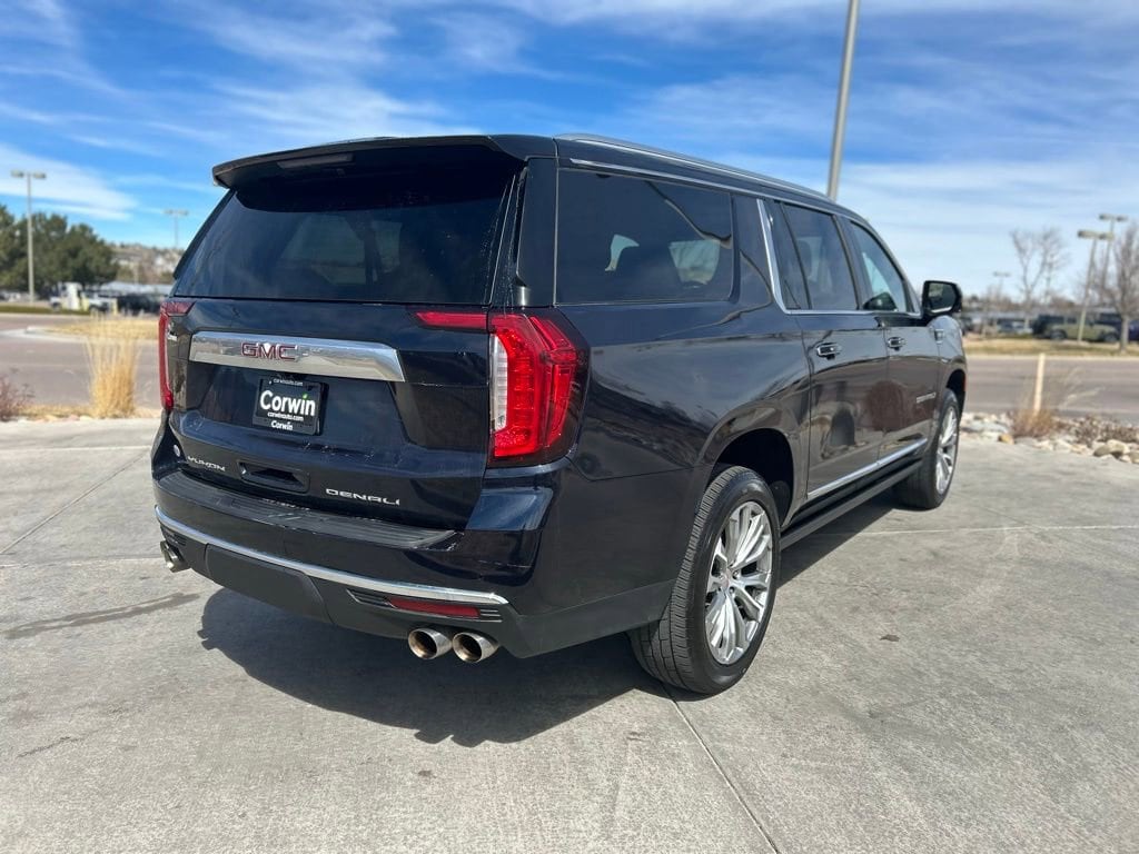 2023 Gmc Yukon XL XL Denali photo 4