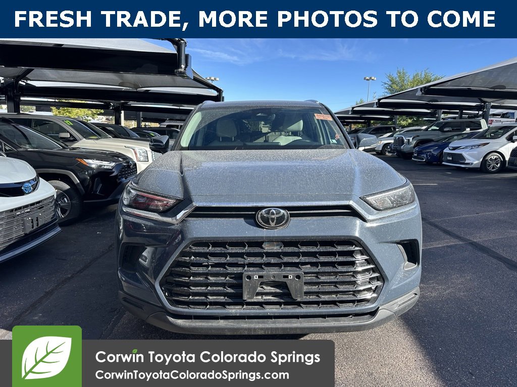 2025 Toyota Grand Highlander XLE photo 2