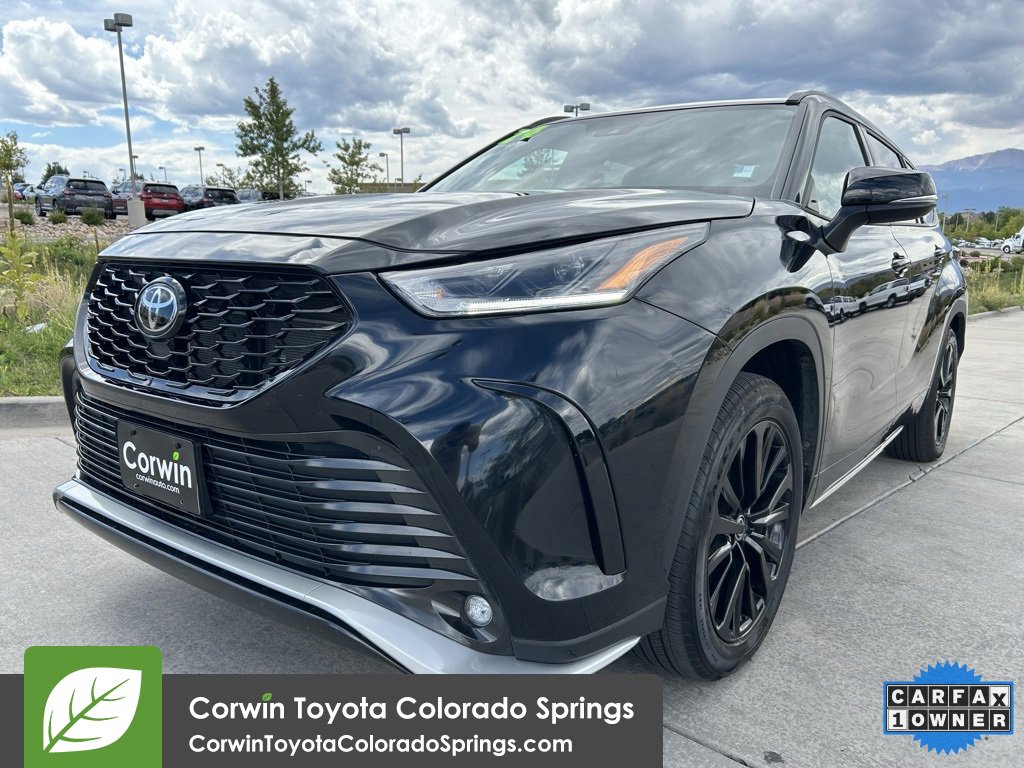 2024 Toyota Highlander XSE photo 3
