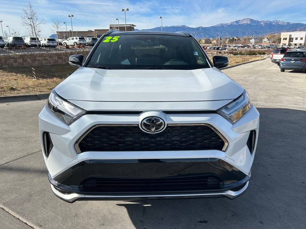 2025 Toyota RAV4 Hybrid XSE photo 2
