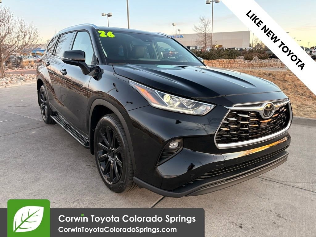 2026 Toyota Highlander Limited's photo