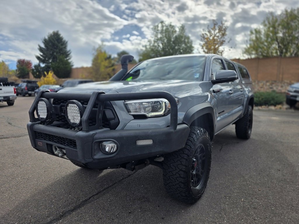 2018 Toyota Tacoma TRD Off-Road photo 3