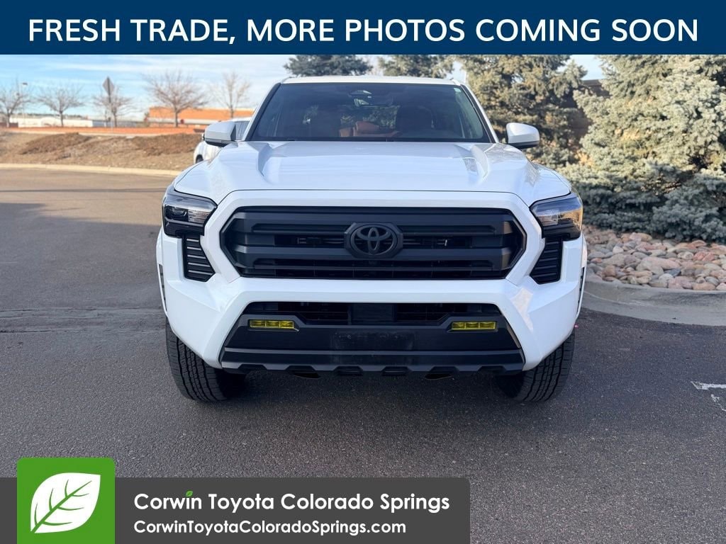 2025 Toyota Tacoma SR5 photo 2