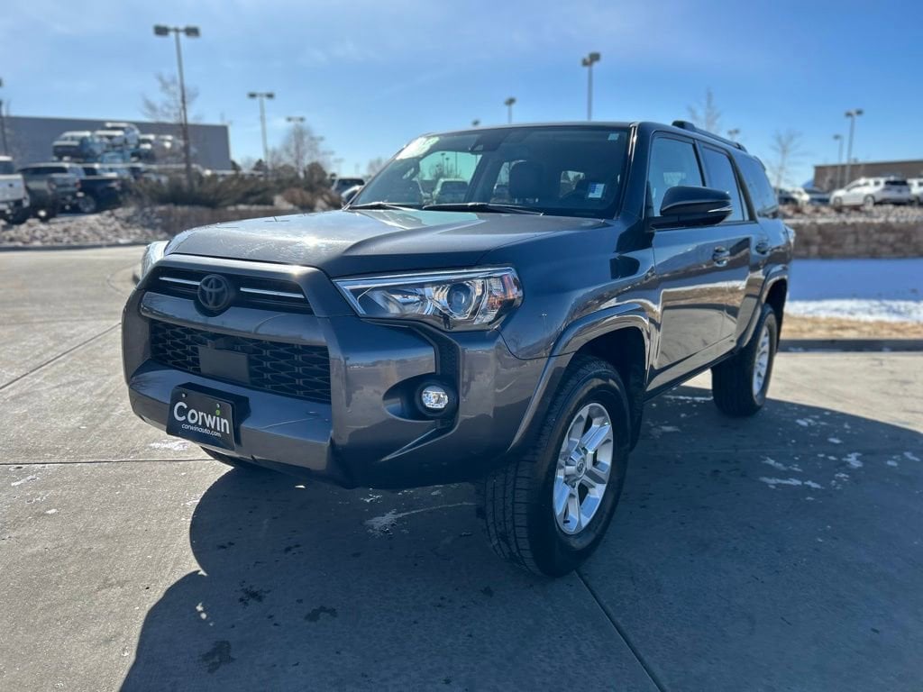2023 Toyota 4Runner SR5 Premium photo 3