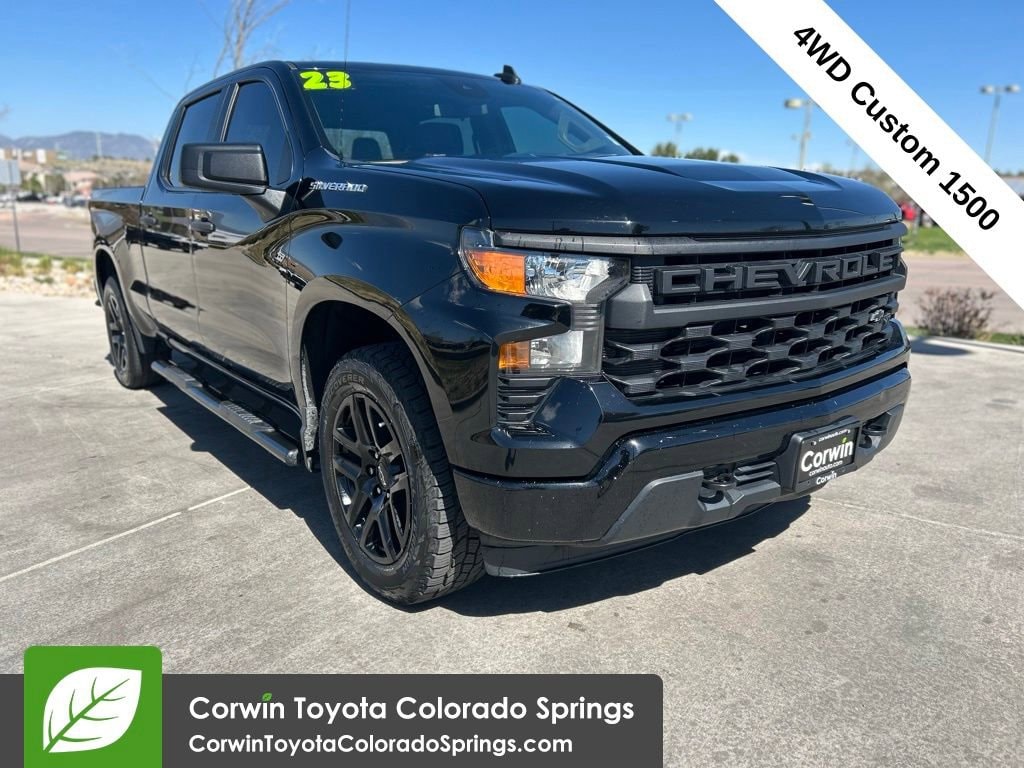 2023 Chevrolet Silverado 1500 Custom 4X4 Crew Cab Short Box's photo