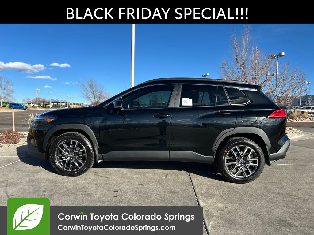 2026 Toyota Corolla Cross XLE photo 2