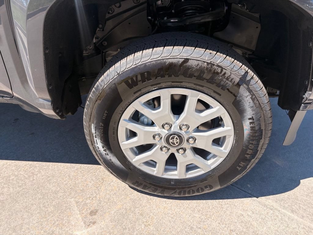 2026 Toyota Tacoma SR5 - Photo 34