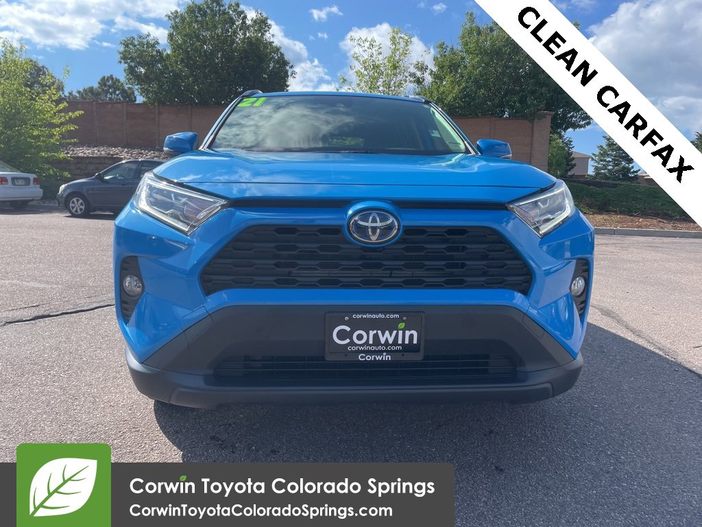 Used 2021 Toyota RAV4 XLE with VIN JTMRWRFV1MD126122 for sale in Colorado Springs, CO