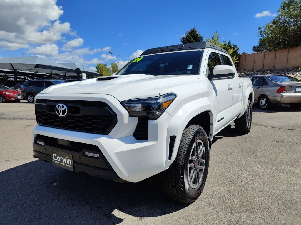 2024 Toyota Tacoma TRD Sport photo 3