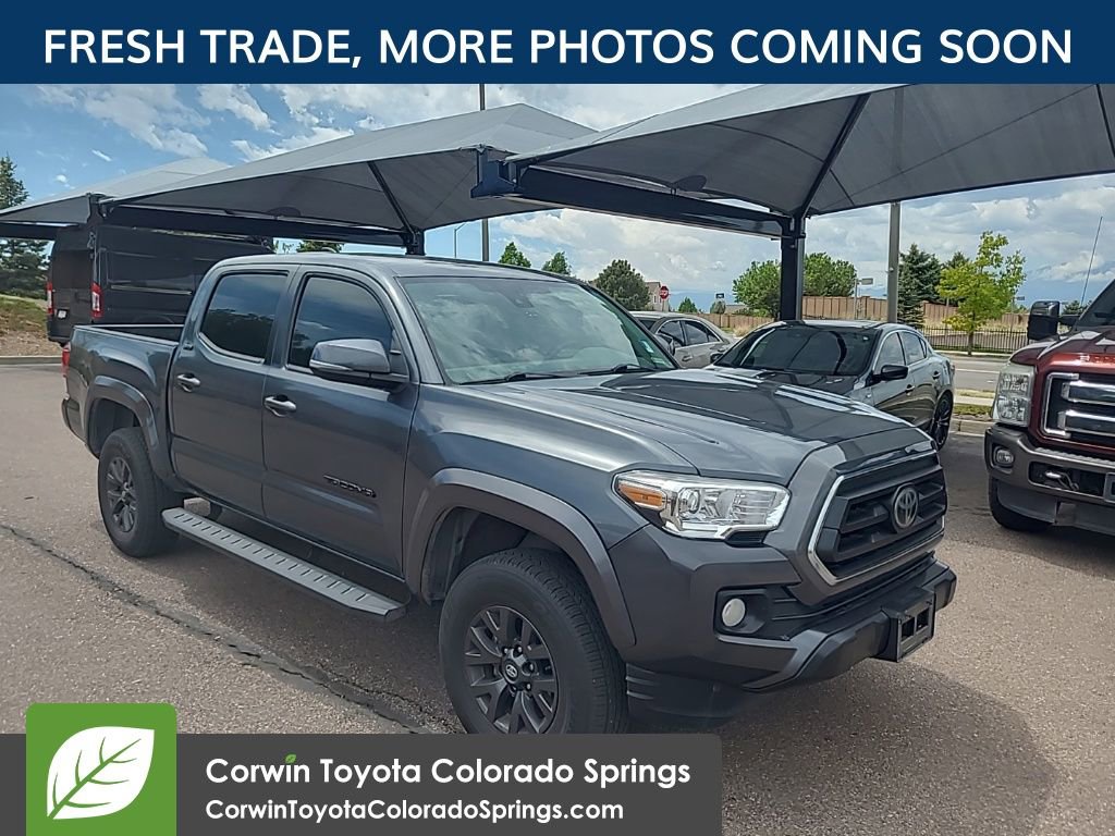 2022 Toyota Tacoma SR5 Double Cab 4WD V6 Auto Short Bed's photo